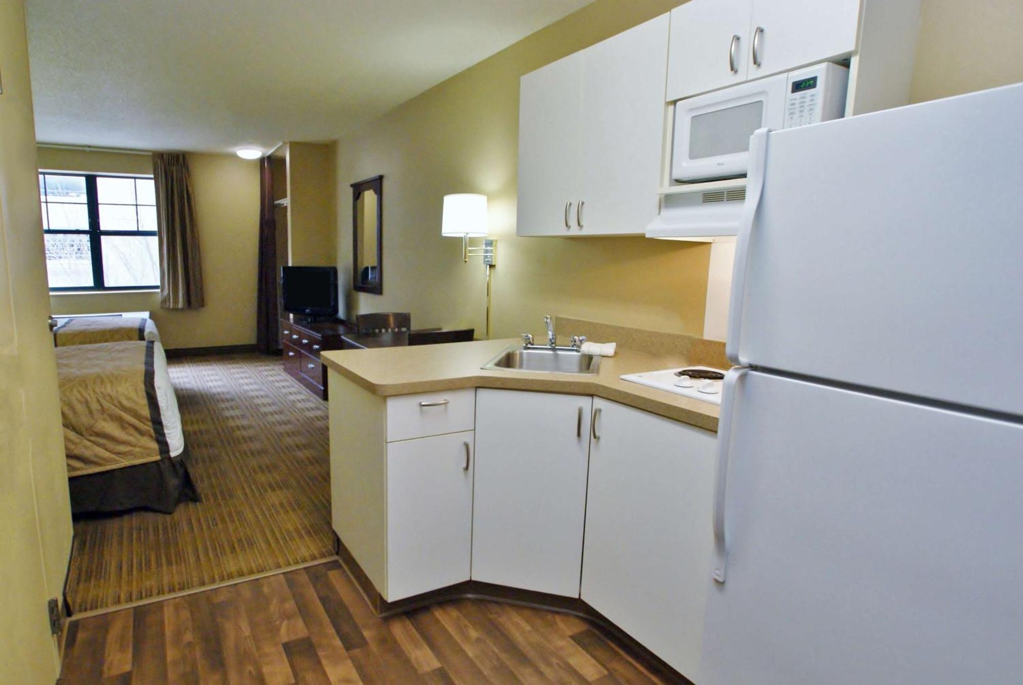 Extended Stay America Suites - Washington, Dc - Alexandria - Landmark Экстерьер фото