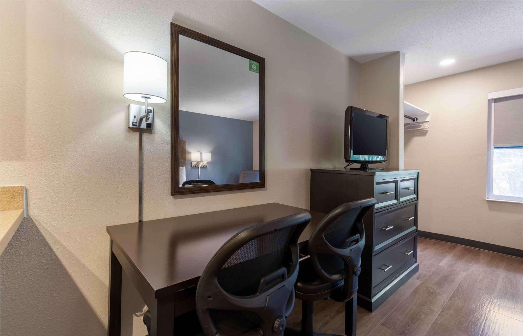 Extended Stay America Suites - Washington, Dc - Alexandria - Landmark Экстерьер фото