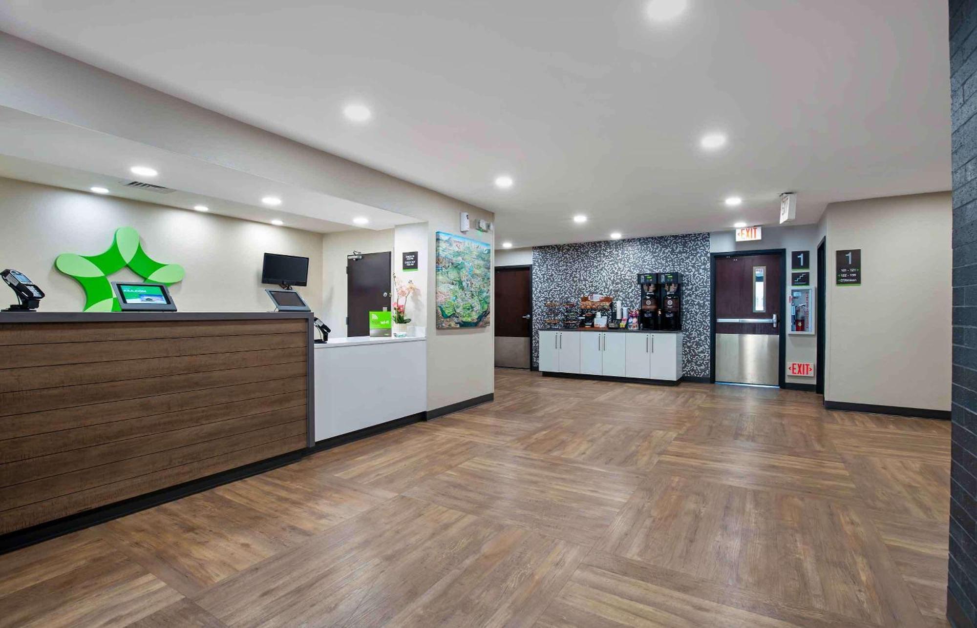 Extended Stay America Suites - Washington, Dc - Alexandria - Landmark Экстерьер фото